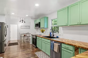 127 Robinwood Ln, Pelzer, SC 29669 - Photo 14