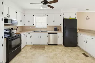 107 Wilson Rd, Anderson, SC 29625 - Photo 8