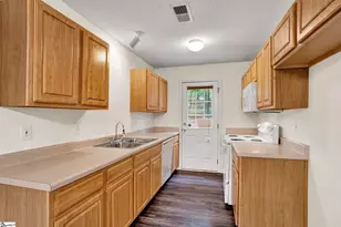 309 Wilmont St, Spartanburg, SC 29306 - Photo 14