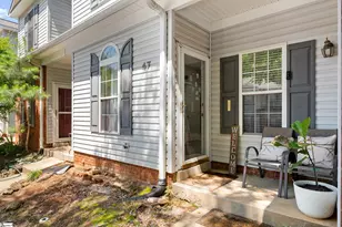 47 Huntress Dr, Greer, SC 29651 - Photo 2