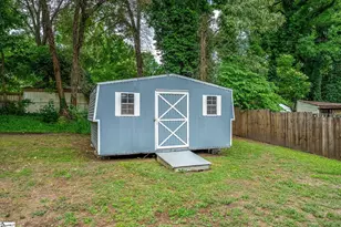 208 Pinewood Dr, Taylors, SC 29687 - Photo 28
