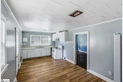 157 Hampton Street, Wellford, SC 29385 - Photo 26