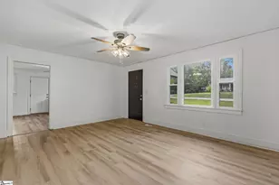 13 Walnut Ln, Travelers Rest, SC 29690 - Photo 6
