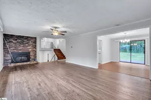 106 McCullough Rd, Piedmont, SC 29673 - Photo 4