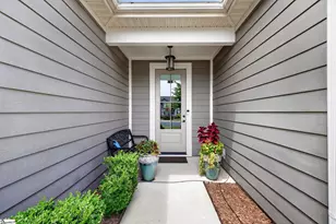 104 Sunlit Dr, Simpsonville, SC 29680 - Photo 2