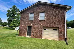 850 Forest St, Jonesville, SC 29353 - Photo 24