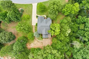 100 Yorkswell Ln, Greenville, SC 29607 - Photo 32