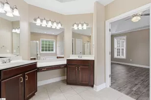 100 Yorkswell Ln, Greenville, SC 29607 - Photo 20