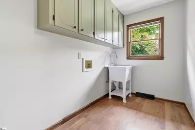 110 Trafalgar Road, Greenville, SC 29617 - Photo 14