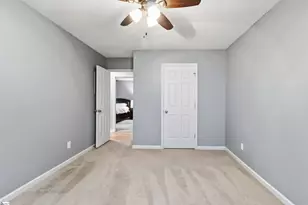 216 Eastridge Ct, Cowpens, SC 29330 - Photo 16