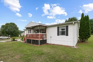 143 Perry Rd, Woodruff, SC 29388 - Photo 30