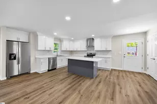 926 Fargo St, Greenville, SC 29662 - Photo 6