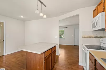706 Harvey Road, Greer, SC 29651 - Photo 8