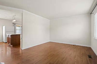 706 Harvey Road, Greer, SC 29651 - Photo 6