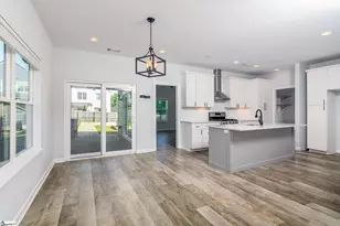 215 Maloy St, Greenville, SC 29601 - Photo 12