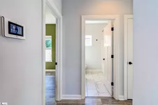 215 Maloy St, Greenville, SC 29601 - Photo 30