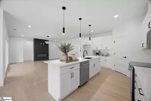 2033 Blessed Dr, Inman, SC 29349 - Photo 8