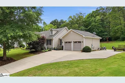 123 Richland Creek Drive, Westminster, SC 29693 - Photo 2