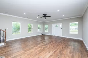 402 Wyatt Rd, Piedmont, SC 29673 - Photo 8