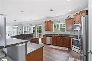234 Rivers Edge Cir, Simpsonville, SC 29680 - Photo 6