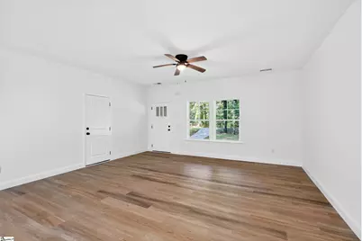 180 Anita Drive, Spartanburg, SC 29302 - Photo 6