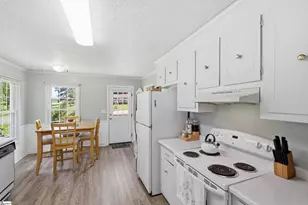 100 Elm Ct, Easley, SC 29642 - Photo 6