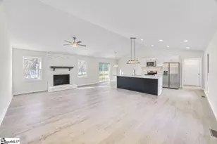 4760 Cockrell Rd, Greer, SC 29651 - Photo 4