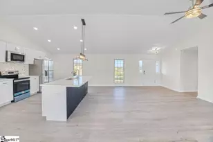 4760 Cockrell Rd, Greer, SC 29651 - Photo 6
