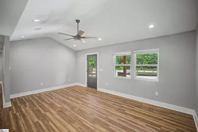 2611 Anderson Highway, Williamston, SC 29697 - Photo 12