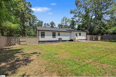 2611 Anderson Highway, Williamston, SC 29697 - Photo 2