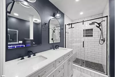 120 Crescent Creek Court, Greenville, SC 29605 - Photo 2