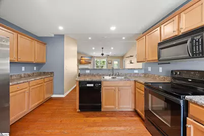 120 Crescent Creek Court, Greenville, SC 29605 - Photo 6
