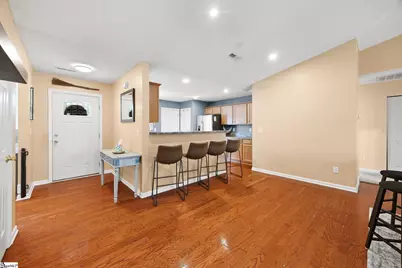 120 Crescent Creek Court, Greenville, SC 29605 - Photo 4