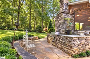 5 Huntsman Ct, Simpsonville, SC 29680 - Photo 2