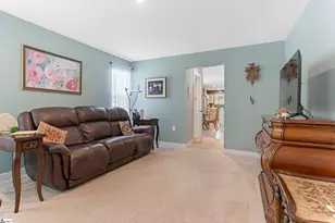 406 Aldworth Ln, Fountain Inn, SC 29644 - Photo 6