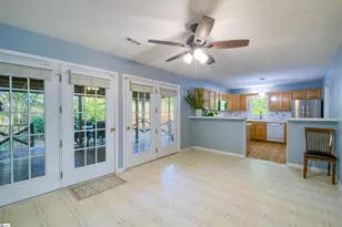 200 Leila St, Seneca, SC 29678 - Photo 8