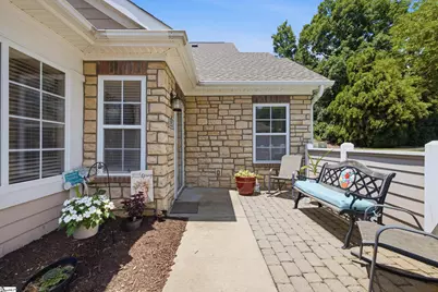 124 Ravines Lane, Spartanburg, SC 29301 - Photo 4
