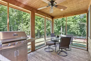 455 Hindman Rd, Travelers Rest, SC 29690 - Photo 4