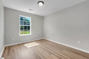 221 Riverbreeze Rd, Greenville, SC 29611 - Photo 18