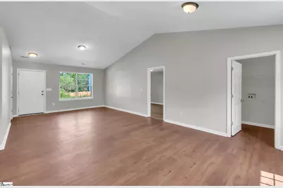221 Riverbreeze Road, Greenville, SC 29611 - Photo 4