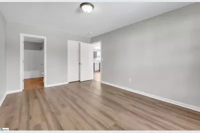 221 Riverbreeze Road, Greenville, SC 29611 - Photo 8