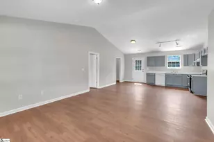 221 Riverbreeze Rd, Greenville, SC 29611 - Photo 2