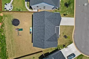 2102 Bluet Dr, Woodruff, SC 29388 - Photo 28