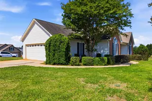 104 Harvest Ridge Dr, Inman, SC 29349 - Photo 2