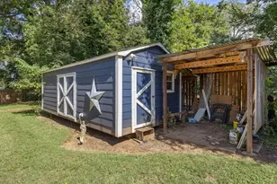 401 E Rutledge Ave, Gaffney, SC 29340 - Photo 46
