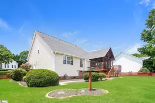 104 Sandtrap Ct, Greenville, SC 29609 - Photo 4