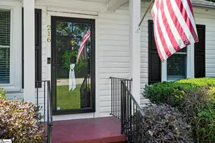 216 Beth Dr, Greenville, SC 29609 - Photo 4