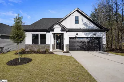 200 Highland Street, Taylors, SC 29687 - Photo 1