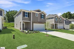 423 Upland Water Ct, Spartanburg, SC 29301 - Photo 2