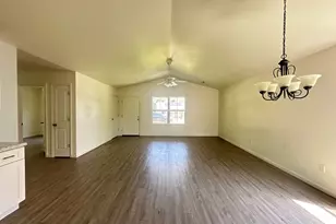 204 Dillon Dr, Clinton, SC 29325 - Photo 8
